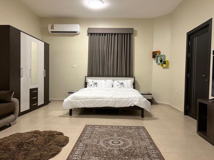 Stylish 2BR Escape Near Muscat City Centre