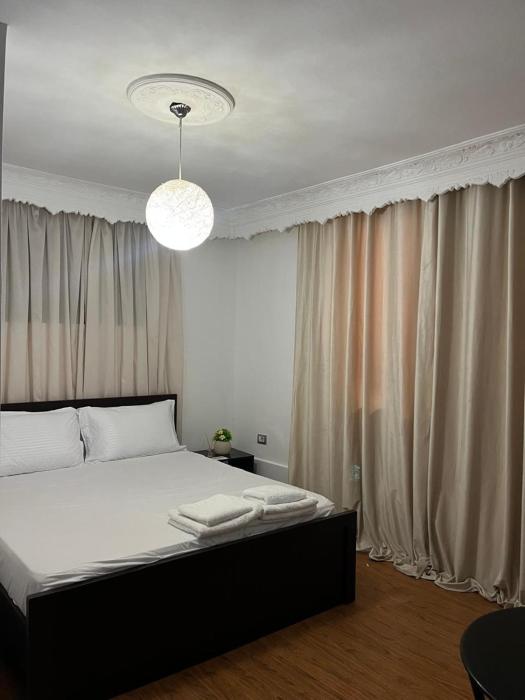 Home 01