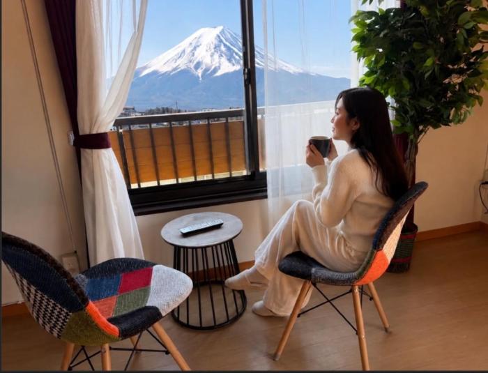 Fuji Station is a 5-minute walk Chakas Guest House FUJI
