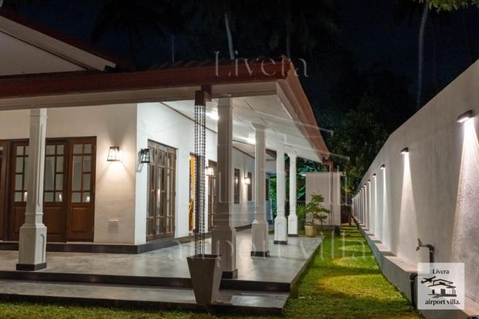 Livera airport villa