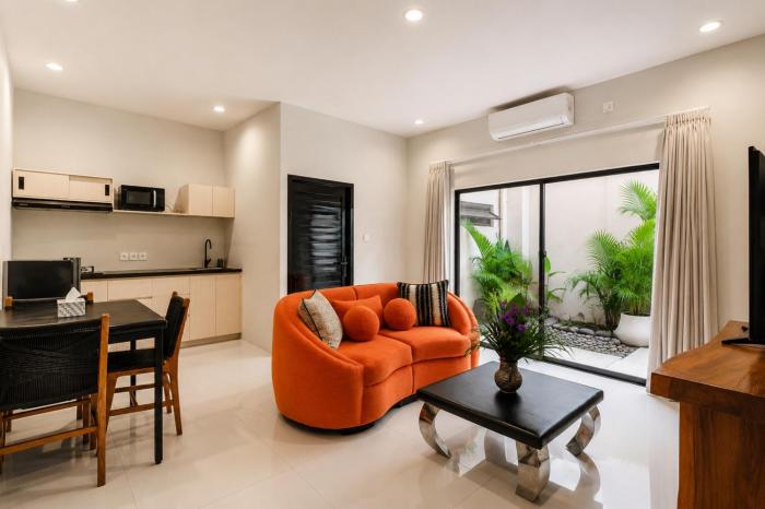 Luna Rosa 1BR Suite near Seminyak Beach