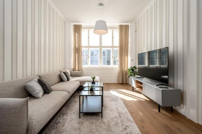 Old town Riverside luxury apartment