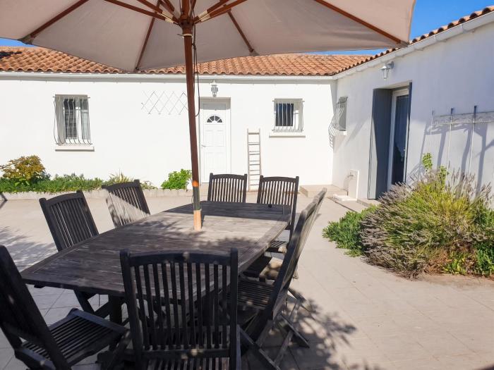 Belle maison de vacances à La Brée-les-Bains avec terrasse