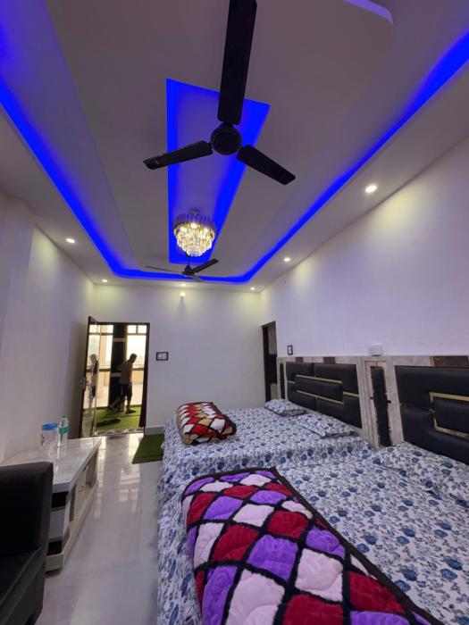 DANGWAL HoTEL