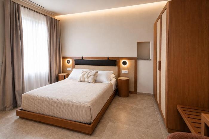 AIA Suites Tinos - One-Bedroom Suite with Terrace