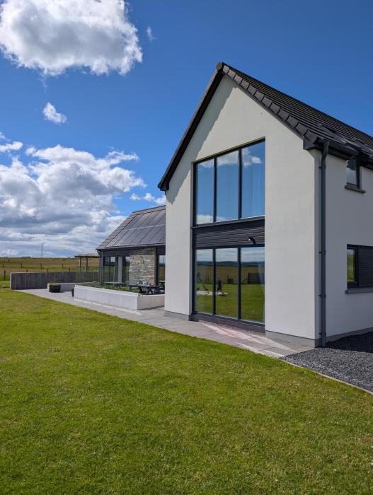 Flotnar Hús - Newbuild B&B