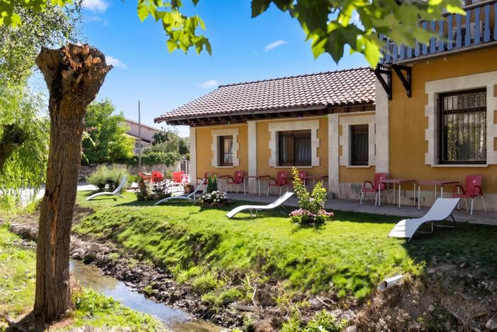 Spacious and Modern House in Cardeñuela Riopico