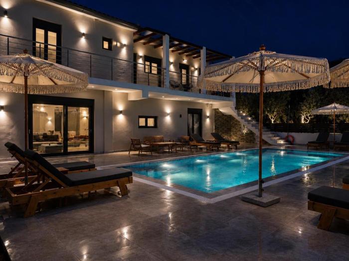 Olive Paradise Villa - Perfect Getaway with Pool by Villa Mana Gers