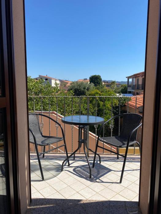 BOBO GUEST HOUSE PULA - private apartment
