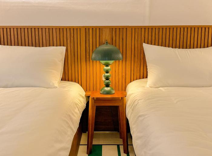 Hongdae,,3-minute walk from Ma pogu Office Station,Hapjeong, 6 people, 2-minute walk from Mangwon Market, Yeonnam Cafe Street,