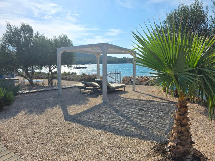 Villa Beach Charly