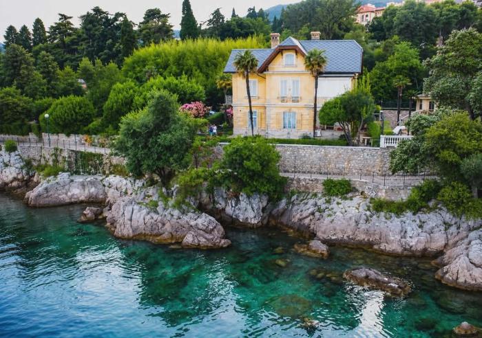 Villa by the Sea