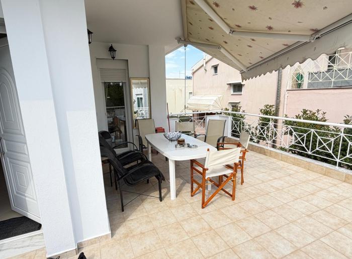 MIKELO Double Floor House