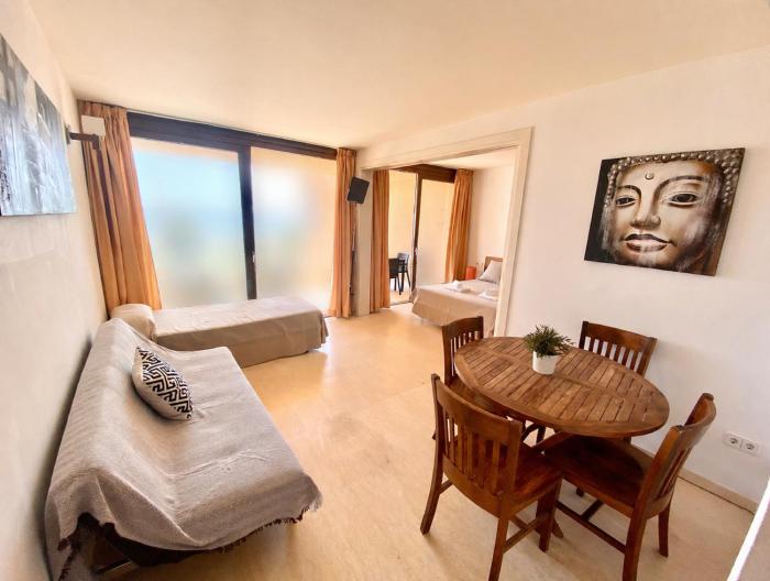 Apartamento para 6 frenta a la playa