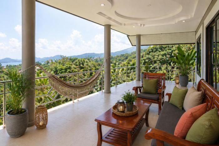 Villa Archie INCREDIBLE Sea View second fl
