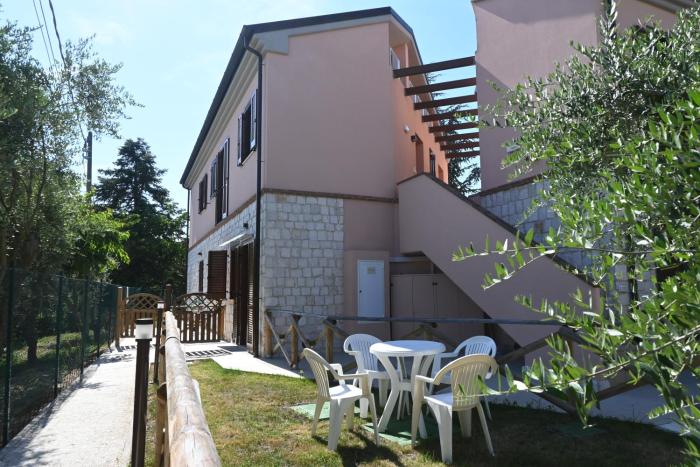 S378 - Sirolo, nuovo bilocale con giardino e parcheggio