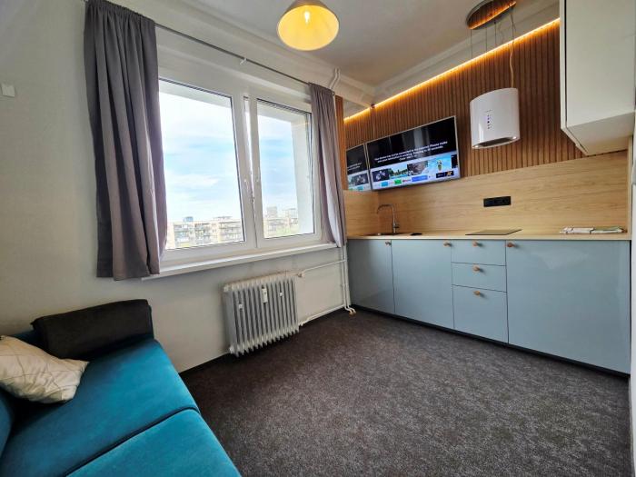 Quiet Cozy Studio - Park & Garden Views