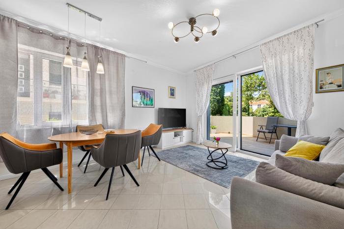 Luxury Apartment Gina with a terrace