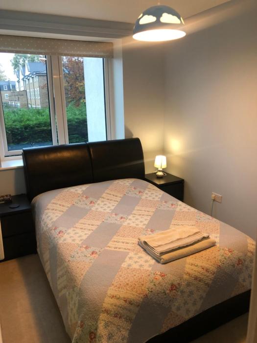 Double Room with Main Bathroom use