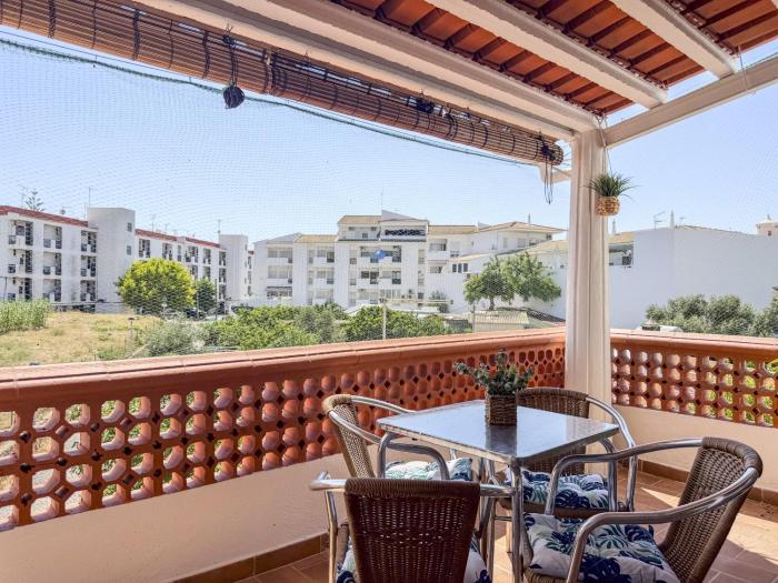 #411 Sunny 1BR Apartment Near the Beach