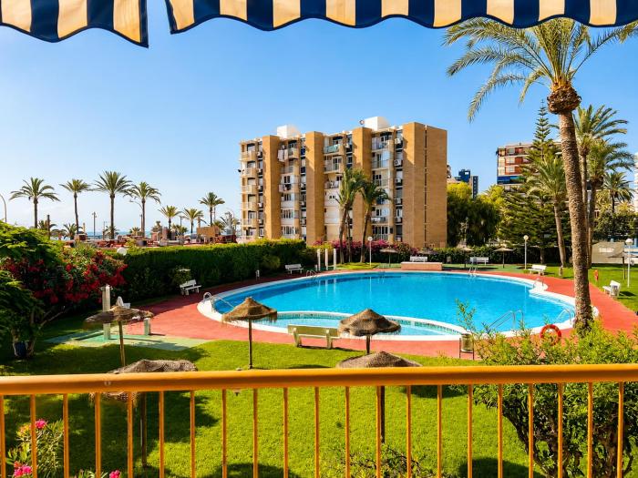 Nereo Primera Línea, Mar y Piscina