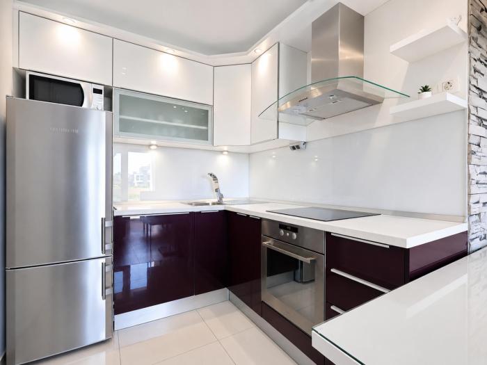 Lavender Apartment Žnjan -10 min walk to Žnjan Beach, Split