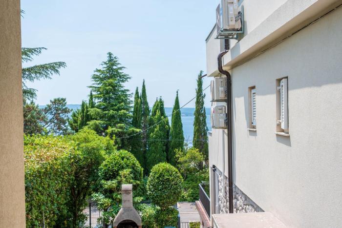 Apartment Nikol
