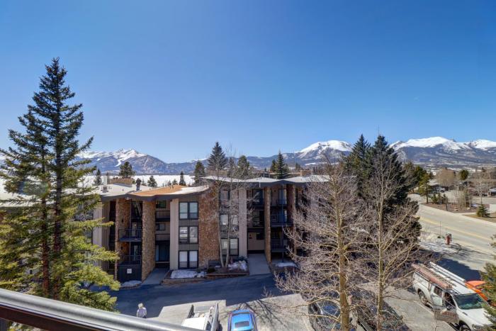 432 Marina Place