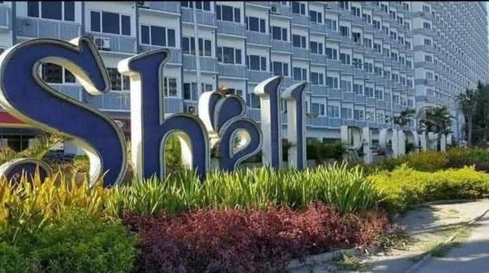 Condo Staycation At Shell Residences
