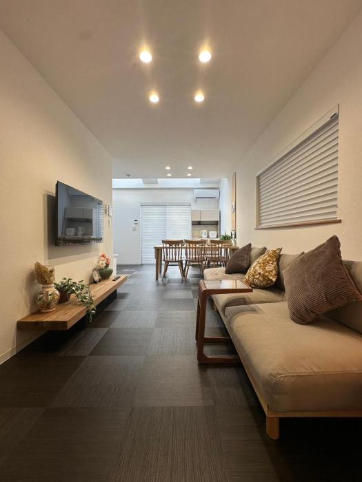 Nikyo Shion Residence Two parking spaces 4 bedrooms 7 minutes to Kujo Station 4 rooms, 2 bathrooms, private building