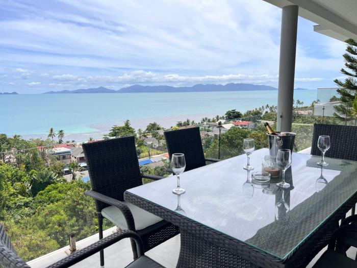 Penthouse Mirada Bangpor - 2BR Stunning Ocean View
