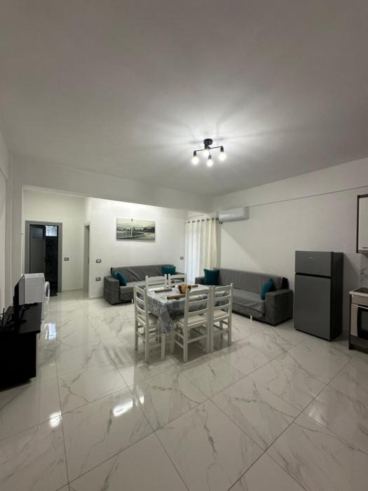 Taku apartment