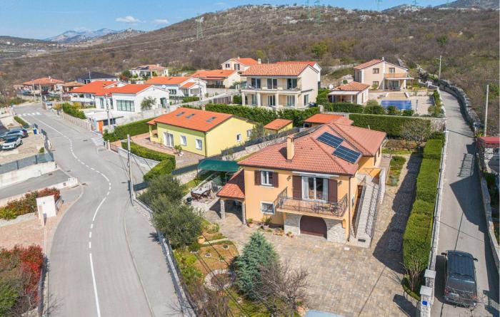 Nice Apartment In Krasica With Wifi