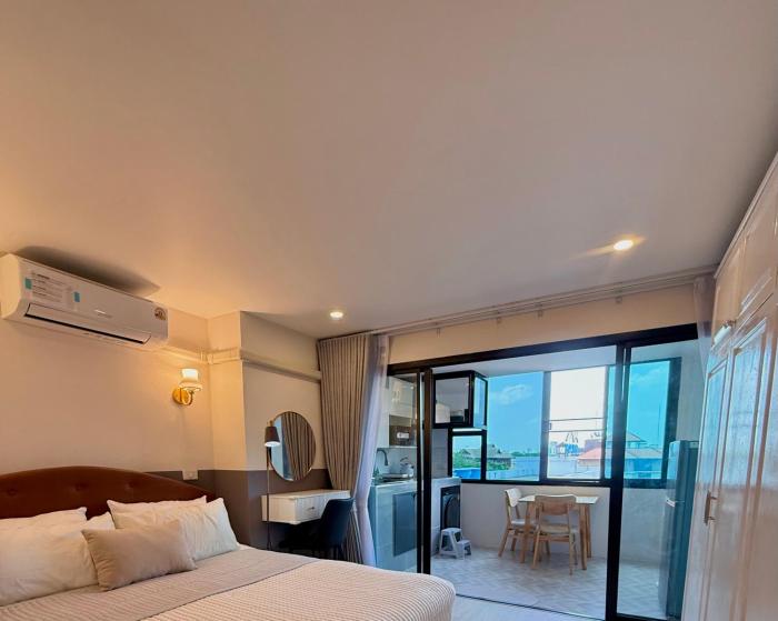 Modern Condo 5-Min Walk to One Nimman MAYA Near Santitham