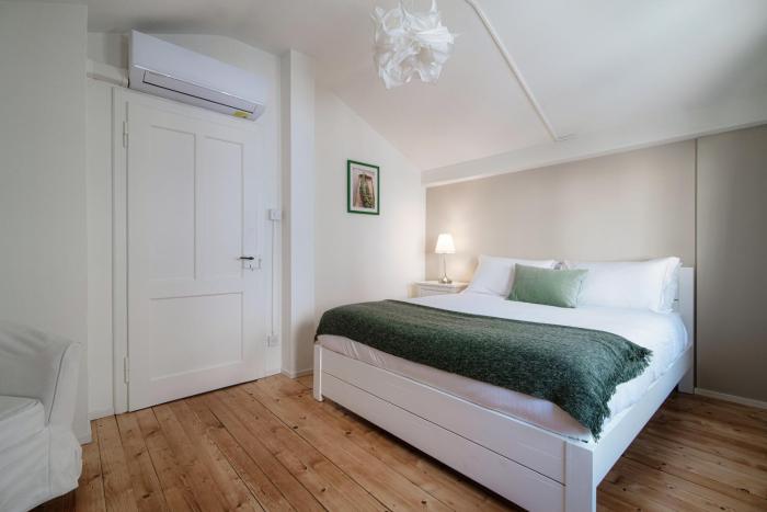 Mansarda Verde by Quokka 360 - Cozy Attic Apartment with Lake View