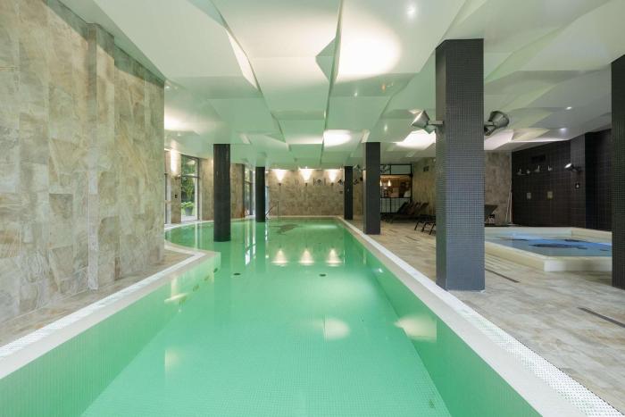 Elegant Studio Air Conditioning Pool Close to the Beach