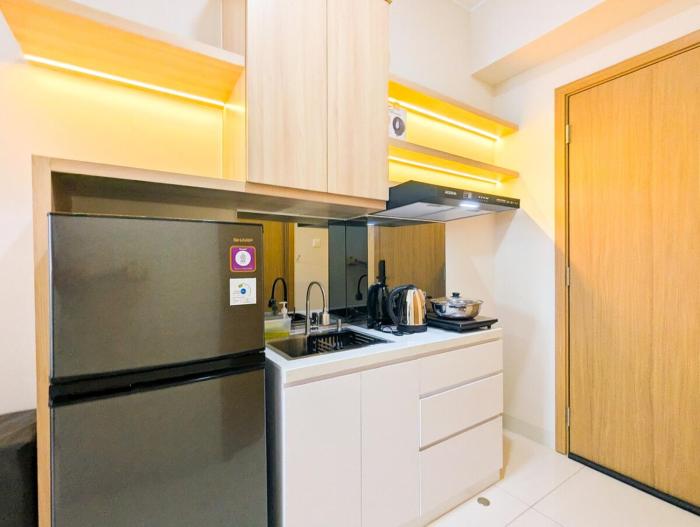 Lovina B7-25 Studio Pool&SmartTV at Baloi Residence