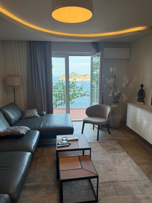 Just perfect St Jacob sea view apartment