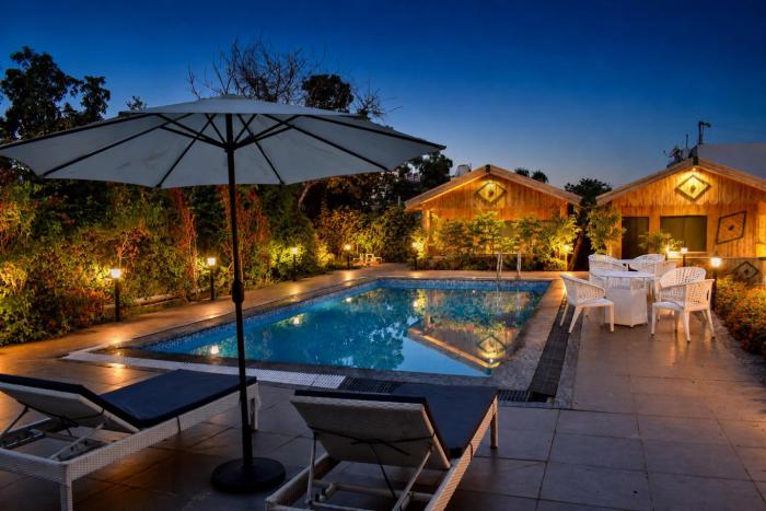 Gauri Hayat Corbett Retreat