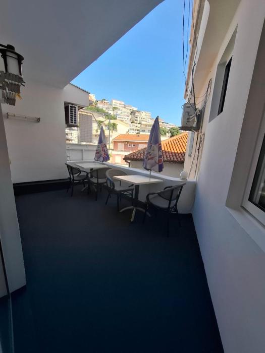 Guesthouse "Ariona" 150m meters from city beach