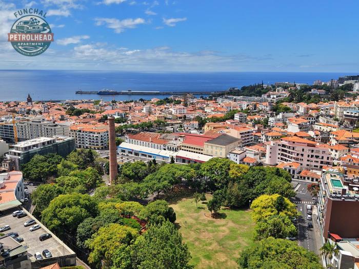 Funchal petrolhead apartment