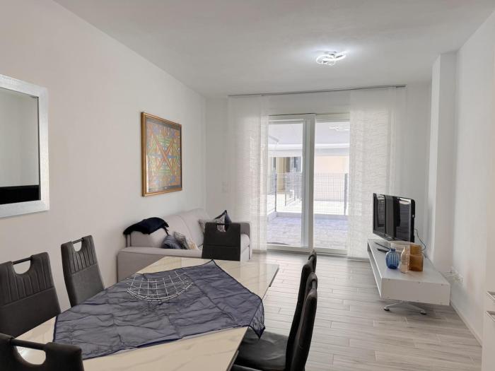 golf time apartment