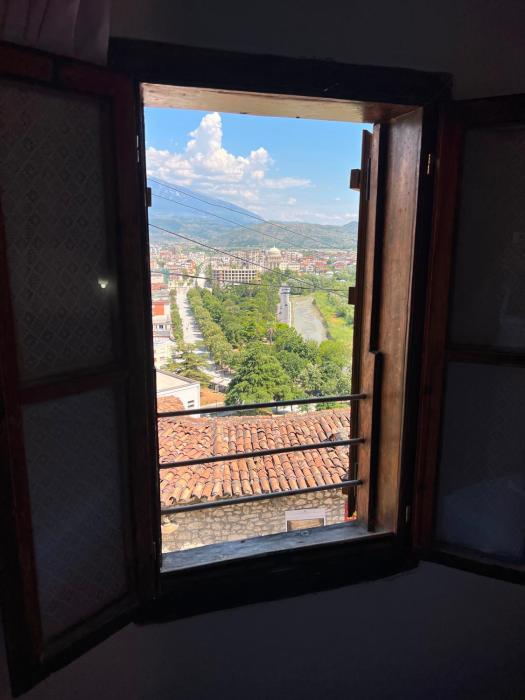 OLD TOWN Hava Baci
