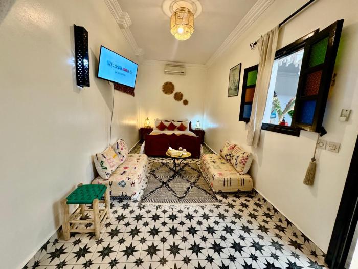 Riad Iklil 77