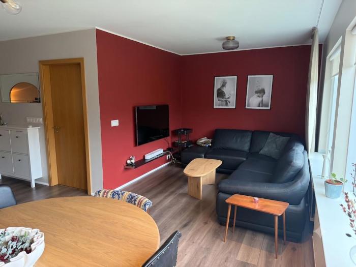 Cozy Family Home with Garden and Free Parking