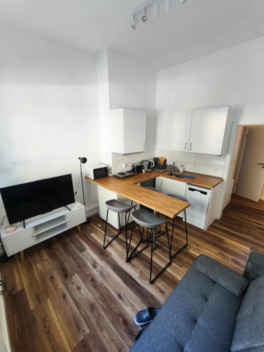 AGAIS SUITS - Modern apartment in downtown Dusseldorf