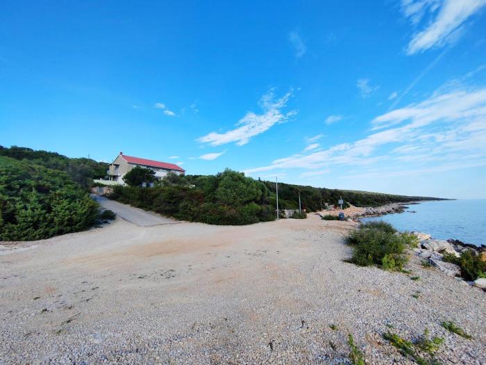 Lun Si-Mone House on the Sea and Beach