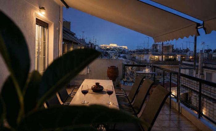 Acropolis Panorama 2BRM Apartment by MΡS