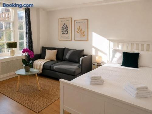 Studio Flat