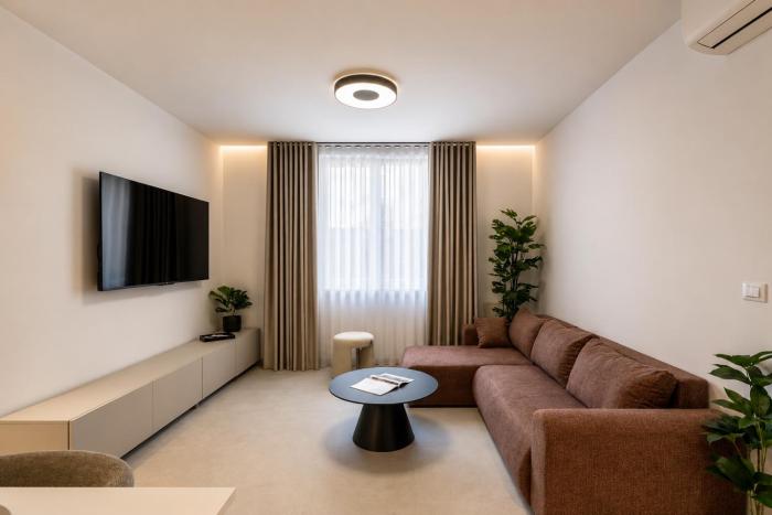 BELLA LUXURY APARTMENT, Split City Centre ,Walk to Riva